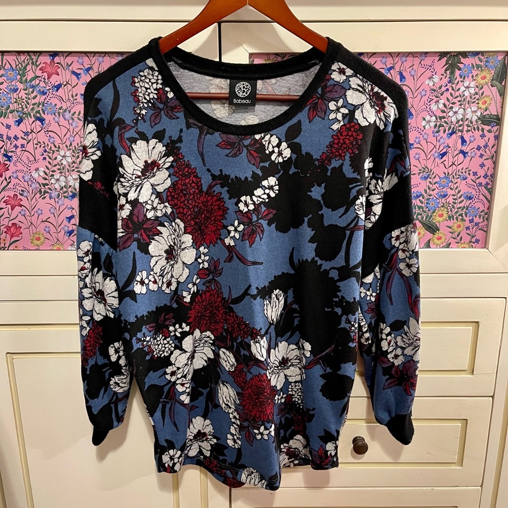 Bobeau Adorable Floral Blouse Slouch 3/4  Sleeve Flattering Fit on Hip Size L